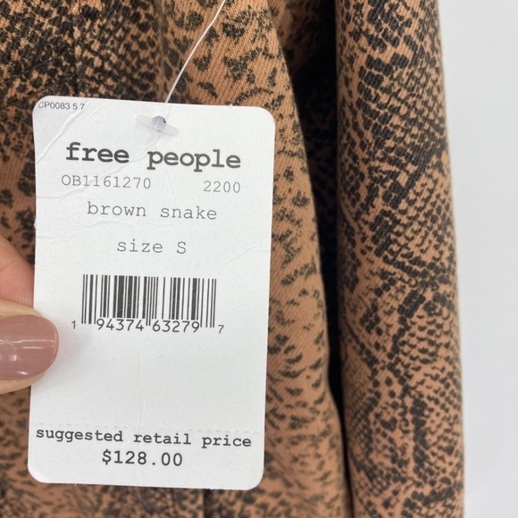 Free People Trucker Denim Jacket Womens size small snake print - Picture 8 of 13